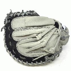 ircumference Spiral-Lock web catchers mitt from Akadema has an o