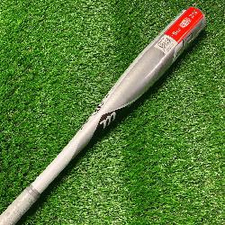 great opportunity to pick up a high performance bat at a reduced price. The bat is e