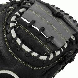  Series 33.5 Inch Catchers Mitt features a full-grain cowhide 