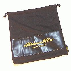 ect and store your Mizuno glove in this Pro Limited Glove Cloth Bag wit