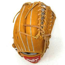 emake of the PRO12TC Rawlings baseball glove. Made in stiff Horween leath