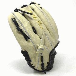 pan>For 75 years SSK has been a worldwide leader in baseball. This glove is no exception. Blond ba