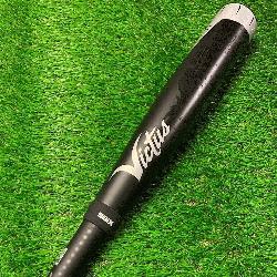  a great opportunity to pick up a high performance bat at a reduced price. The bat i
