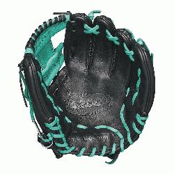 00 RC22 GM has long been one of Wilsons most popular Super Skin glove