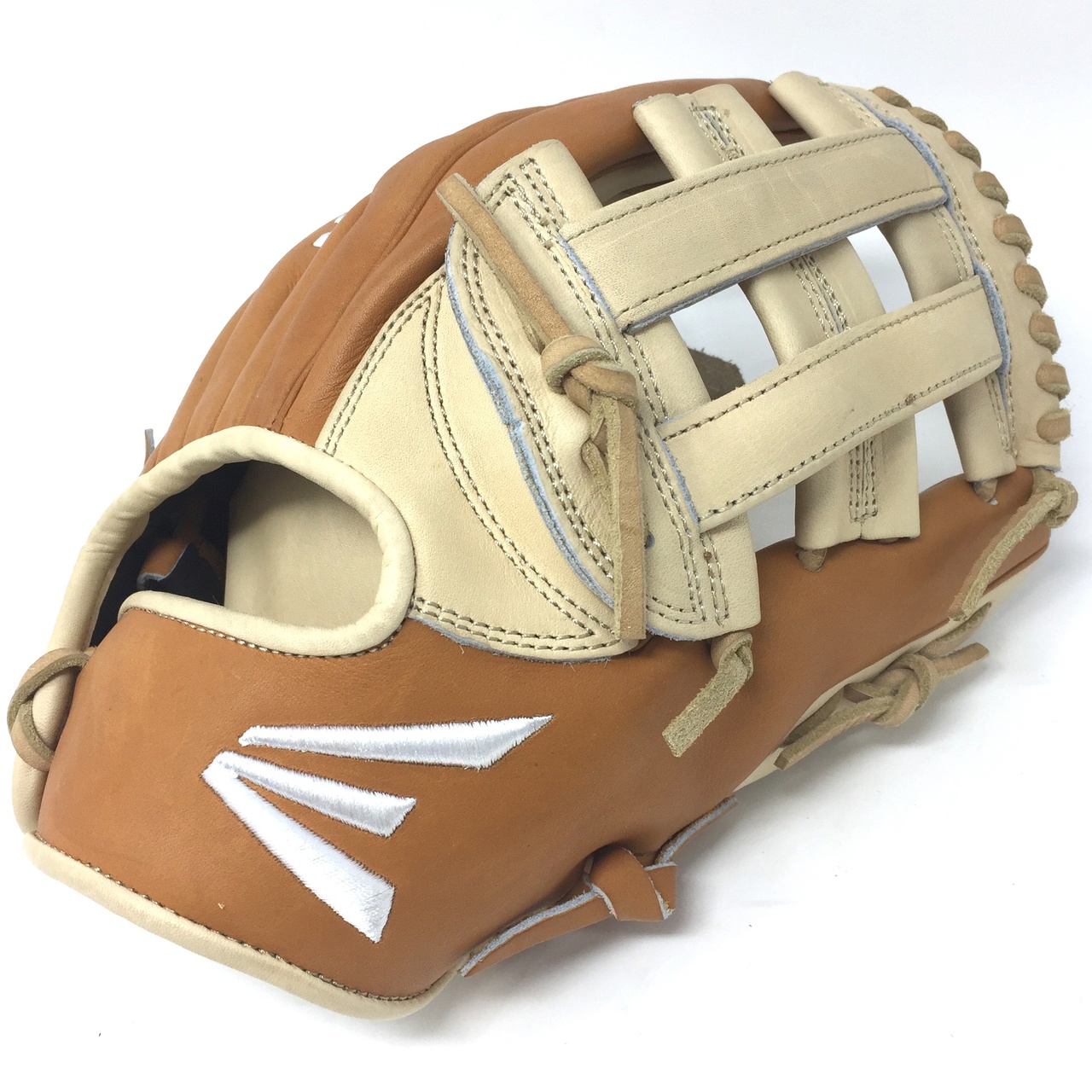 Easton's Small Batch project focuses on ball glove development using only premium leathers, unique designs and exceptional materials. Easton's passionate pursuit of superior craftsmanship allows them to innovate and experiment collaboratively with world-renowned tanneries and master pattern makers.