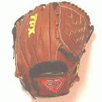 Louisville Slugger Flare CB1175 Baseball Glove 11.75 (Left Handed Throw) : Louisville Slugger Pro Flare baseball glove. 11.75 inch glove ideal for pitching. From the college department, not in the regular line.