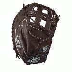 Used by the top players, the LXT has established itself as the finest Fastpitch glove in play. Double-oiled leather makes the LXT exceptionally soft yet unequivocally durable. - 33 Inch Catcher's Model - Dual Post Web - Female Specific Pattern - X-Spand Wrist - Full-Grain Steerhide Leather 33 catcher WTLLXRF17CM Dual post web X-spand wrist Full-grain Steer hide leather