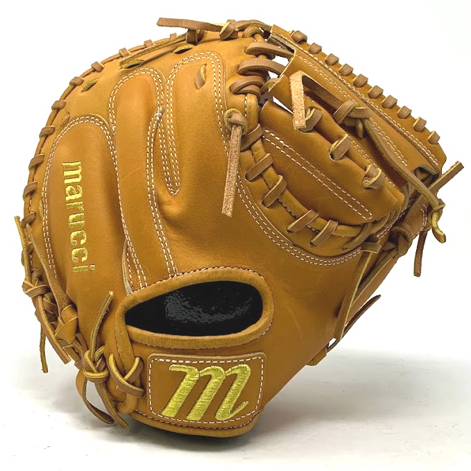 marucci-capitol-horween-baseball-catchers-mitt-235c1-33-50-solid-web-right-hand-throw MFCM235C1-HTN-RightHandThrow Marucci  Size 33.5 inch The Horween Leather Company has been making high