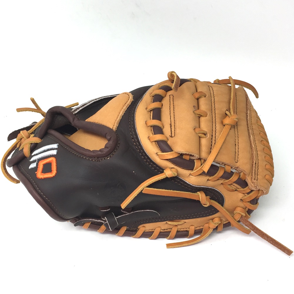 nokona-alpha-select-series-30-inch-youth-catchers-mitt-right-hand-throw S-120C-2020-RightHandThrow Nokona 808808893929 The Alpha series is created with virtually no break-in needed and