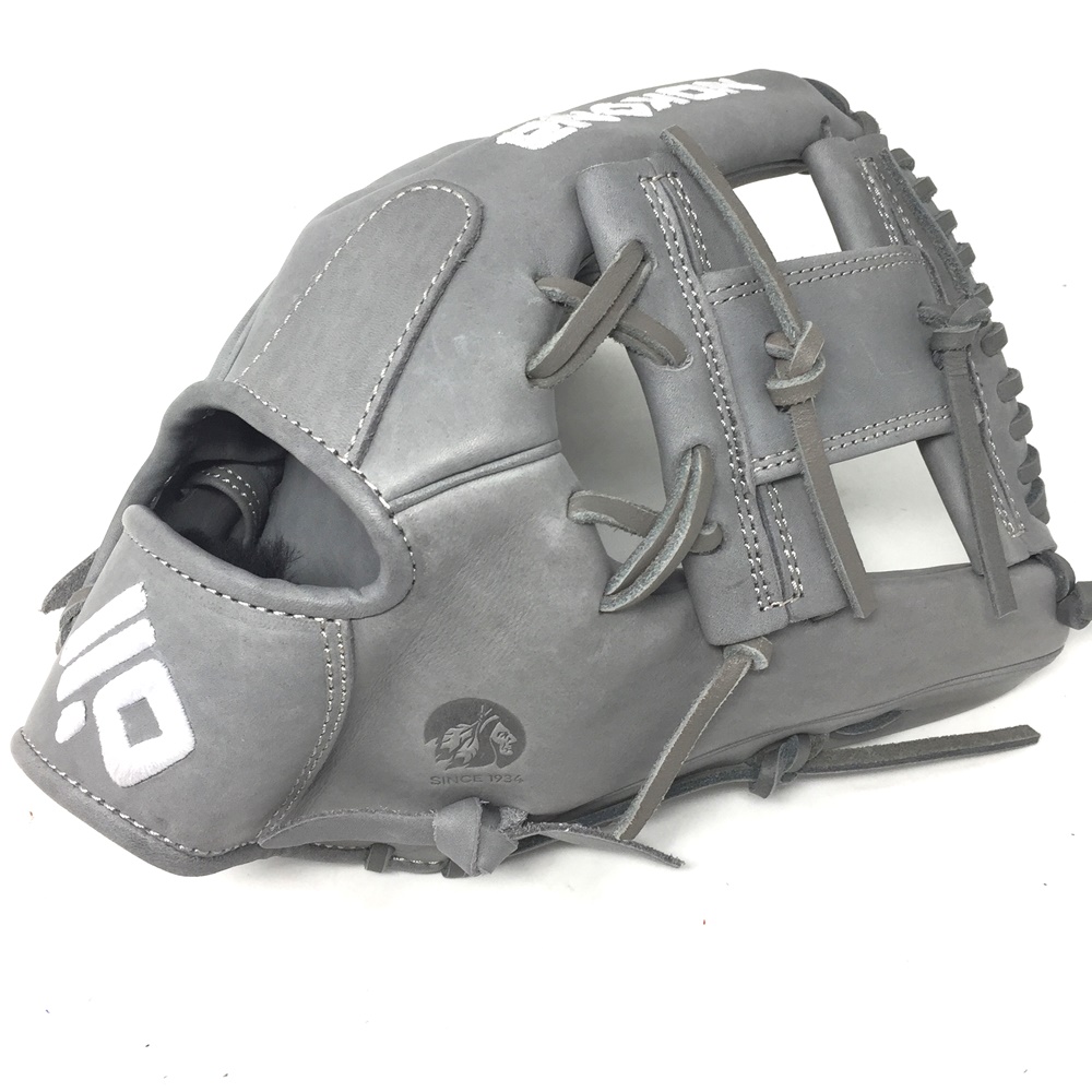 The American Kip series, made with the finest American steer hide, tanned to create a leather with similar characteristics to Japanese and European kip leather, making a light weight and highly structured glove. This series is offered in four modern colors - white, black, blonde, and gray - This glove is stiff and designed for 14 and under player with smaller hand opening.