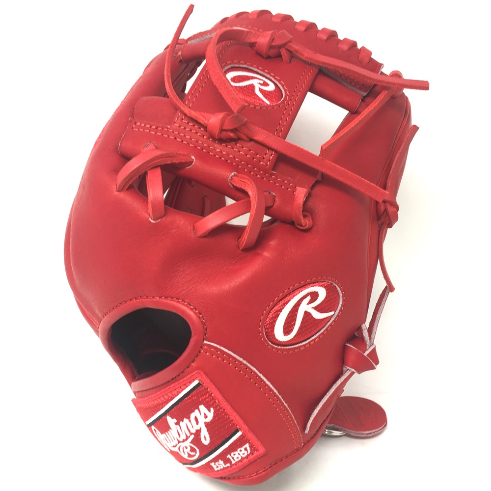 Rawlings Heart of the Hide. Pro I Web. Indent Red Heart of Hide Leather. Standard fit and standard break in.
