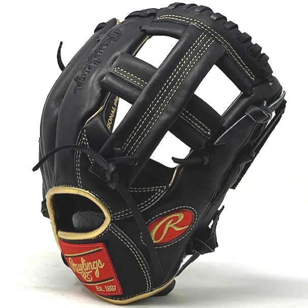 Take the field with this limited-production Rawlings Heart of the Hide TT2 11.5 Inch infield glove offered by ballgloves.com and Don Morton Sports. Have a style all your own with this superior quality Rawlings ultra-premium steer-hide leather and TT2 pattern. Rawlings popular TT2 pattern offers a wide, shallow pocket allowing for quick transfers up the middle.   Pattern: TT2Sport: BaseballLeather: Heart of the HideFit: StandardThrowing Hand: Right-Hand ThrowPosition: InfieldSize: 11 1/2Web: Single PostColor: BlackLogo: PatchLaces: BlackNo Palm PadWrist Lining: Thermo FormedBreak-In: Standard