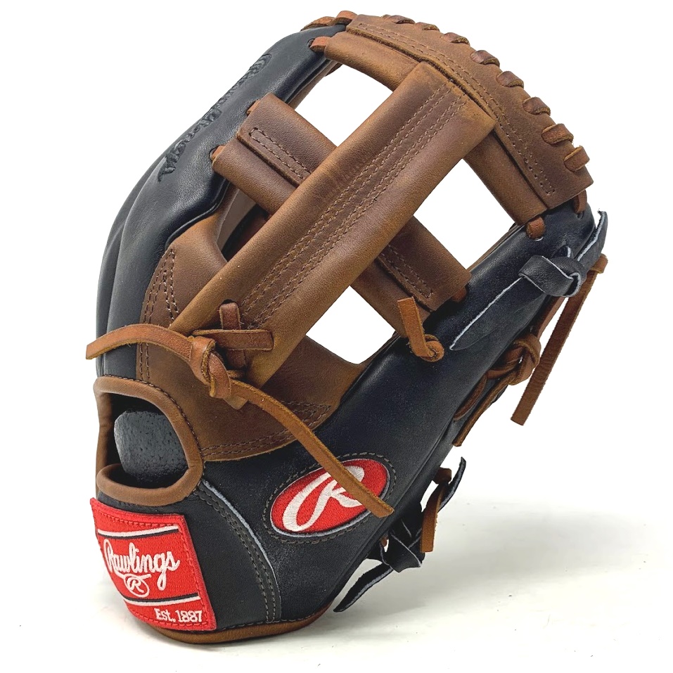 Rawlings Heart of the Hide Custom TT2 black and timberglaze. 11.5 TT2 Pattern, Single Post.  11.5 Inch Thermo wrist Timberglaze Lining Right Hand Throw 