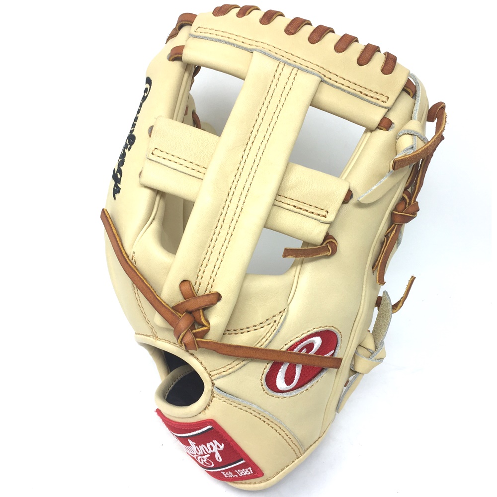 Rawlings Heart of the Hide PROTT2. 11.5 inch single post web. Camel Leather and deerskin lining. 