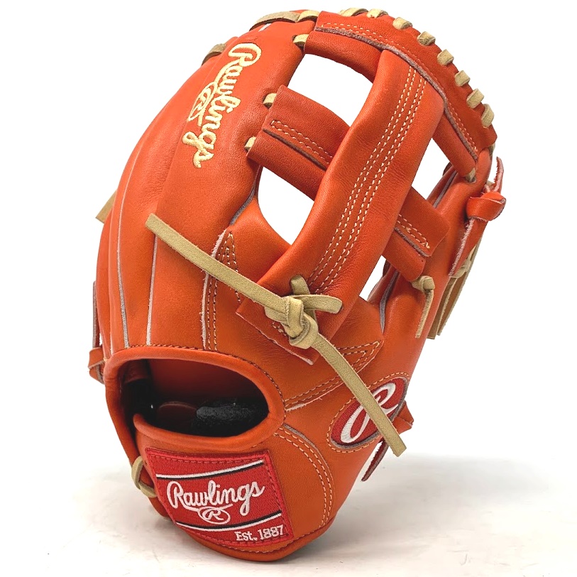 Rawlings popular 11.5 TT2 pattern baseball glove in red/orange Heart of the Hide Leather.  Single Post Web 11.5 Inch Red/Orange HOH Leather Grey Split Welt Thermoformed wrist Camel Lace               