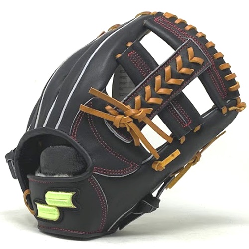 SSK Green Series is designed for those players who constantly join baseball games. The gloves are featured 50% break in and they can continuously adjust their shape to fit the players’ hands and show their best in games. Thick and strong US Steerhide makes the glove stand long-term practical use and it is with high quality and less price. The glove leather comes from the North American cattle which is about 18 months old. US Steerhide has been produced and tanned by Taiwanese professional leather factories and the gloves are made in Taiwan.  US Steerhide has currently become one of the most widely adopted high-class leather on the market.