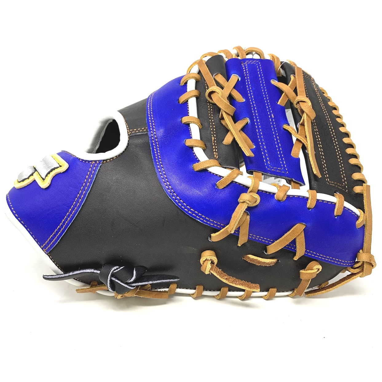 ssk-taiwan-silver-series-13-inch-baseball-first-base-mitt-black-royal-right-hand-throw DWGF4721-BKRY-RightHandThrow SSK  The SSK Taiwan Silver Series is made for players who had
