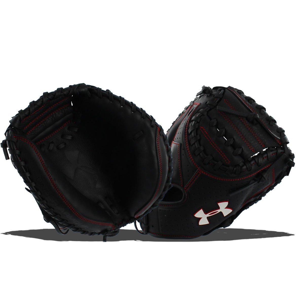 features a high end design with long lasting durability. Constructed of a leather blend with synthetic backing. Thick heel and toe padding prevent balls from popping out while padding in the base of the hand provide protection from sting. To reduce the chances of a snapped lace or torn web vertical laces sit between the web and pocket.