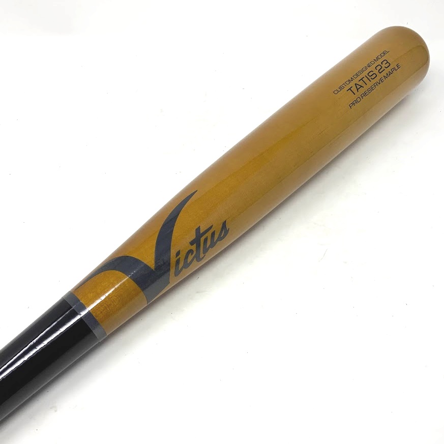 FERNANDO TATIS 'TATIS23' PRO RESERVE Bring the fire with phenom Fernando Tatis’ TATIS23.The Victus TATIS23 bat is designed for power hitters, with an end-loaded construction that provides a similar feel to that of an i13 or AP5, but with an added emphasis on bat whip through the zone for maximum power. It features a flared knob for improved grip and control, a medium handle for a comfortable grip, and a large barrel with a glossy galaxy finish that adds style to your game. It's a perfect choice for players looking to take their power hitting to the next level. All Pro Reserve bats feature our ProPACT finish.  Knob: Flared Handle: Medium Barrel: Large, 2.5” Feel: End-Loaded 45 day warranty included   