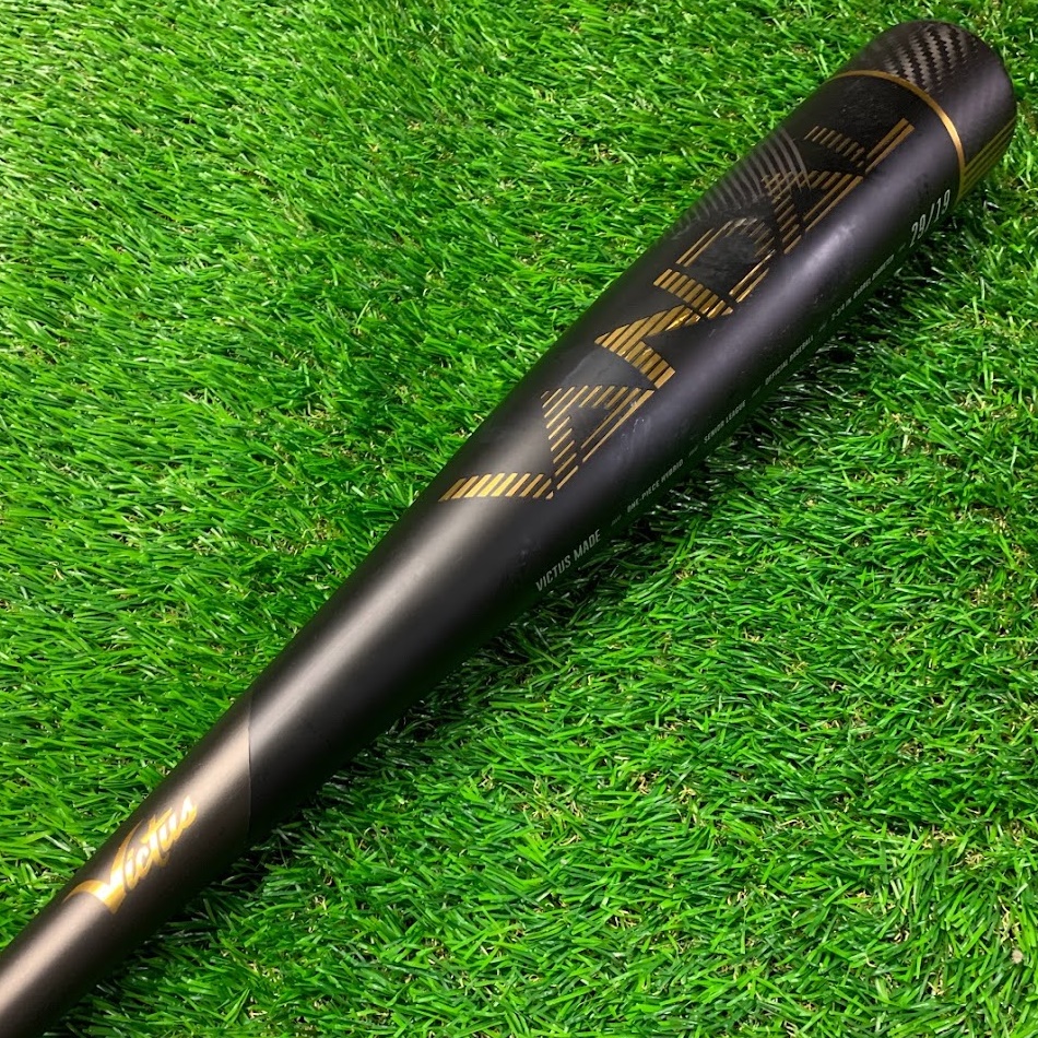 Demo bats are a great opportunity to pick up a high performance bat at a reduced price. The bat is etched demo covering the serial number. These bats were used to show to club teams before placing their team bulk orders. Some have been hit with a few times, others not at all. The picture is the actual bat.