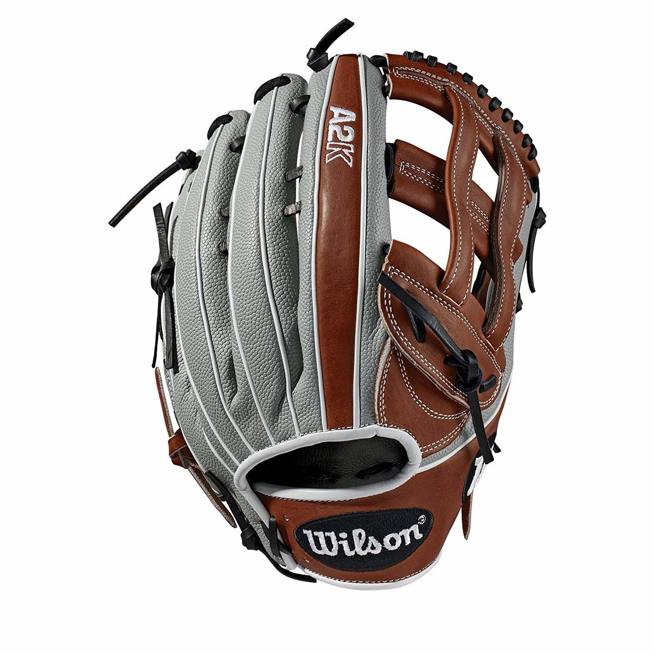 Outfield model; dual post web; available in right- and left-hand Throw Grey SuperSkin, twice as strong as regular leather, but half the weight Copper and White Pro Stock Select leather, chosen for its consistency and flawlessness Rolled dual welting for long-lasting shape and quicker break-in Double palm construction, providing maximum pocket stability and 3x more shaping to help reduce break-in time