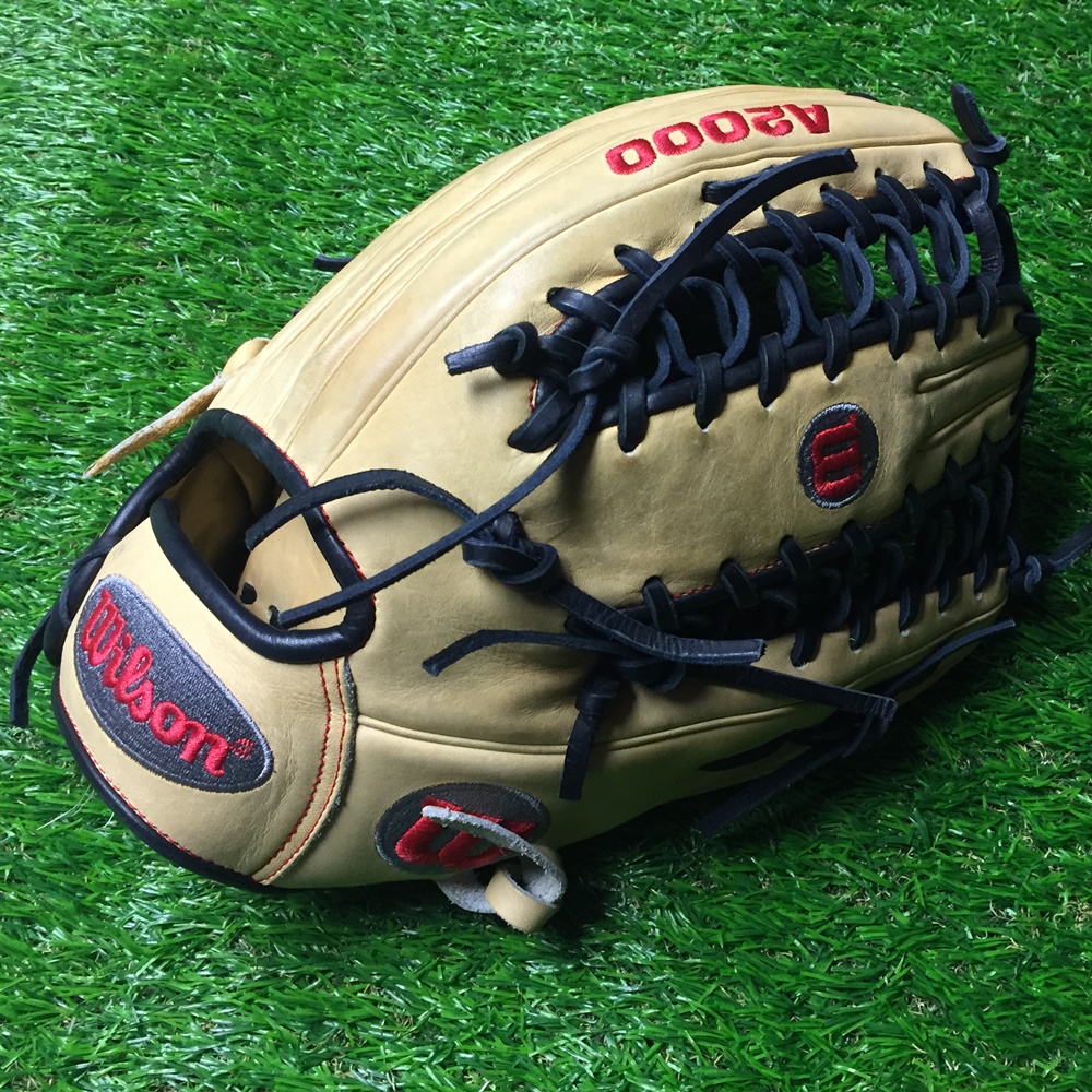 wilson-a2000-baseball-glove-ot6-used-12-75-right-hand-throw WILSON-0001 Wilson  Wilson A2000 OT6 Used baseball glove right hand throw OT6 12.75