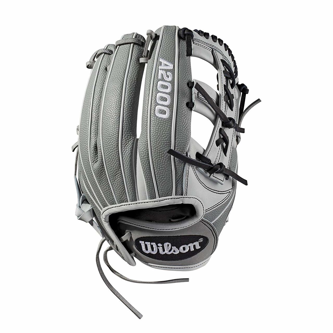 nfield model; single post 3x web; fast pitch-specific WTA20RF19FP75SS New Drawstring closure for comfort and Convenience Honeycomb cell padding creates no sting catch zone Grey SuperSkin, twice as strong as regular leather, but half the weight Pro Stock leather for a long lasting glove and a great break-in and dual welting for a durable pocket